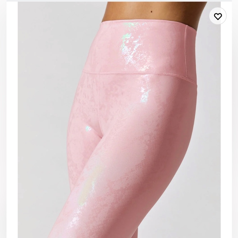 Carbon 38 Metallic Snake High Rise 7/8 Legging in Pink - Picture 3 of 7